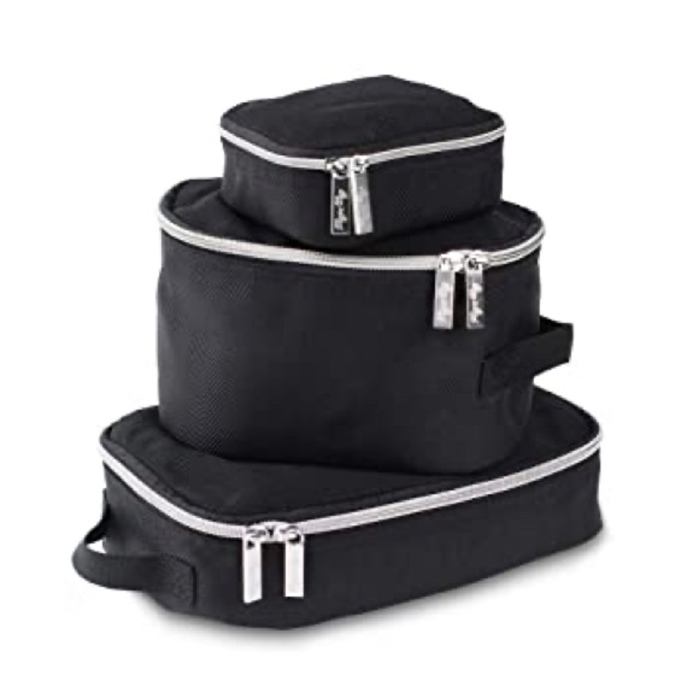 Itzy Ritzy black and silver packing cubes